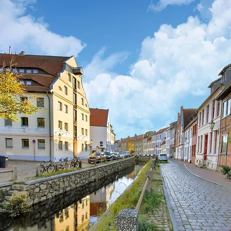 아파트 Modern In With Private Terrace