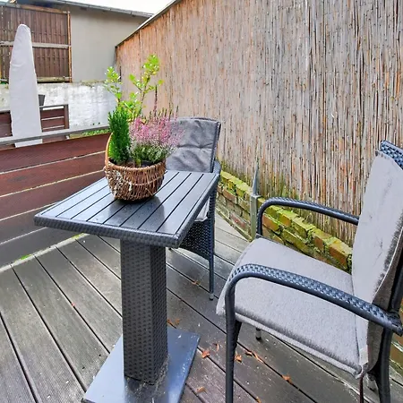 Modern In With Private Terrace